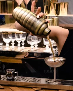 Cocktailshaker Bomber | dreiteilig - 500 ml - Bronze