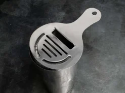Coley Hawthorne Strainer | Silber
